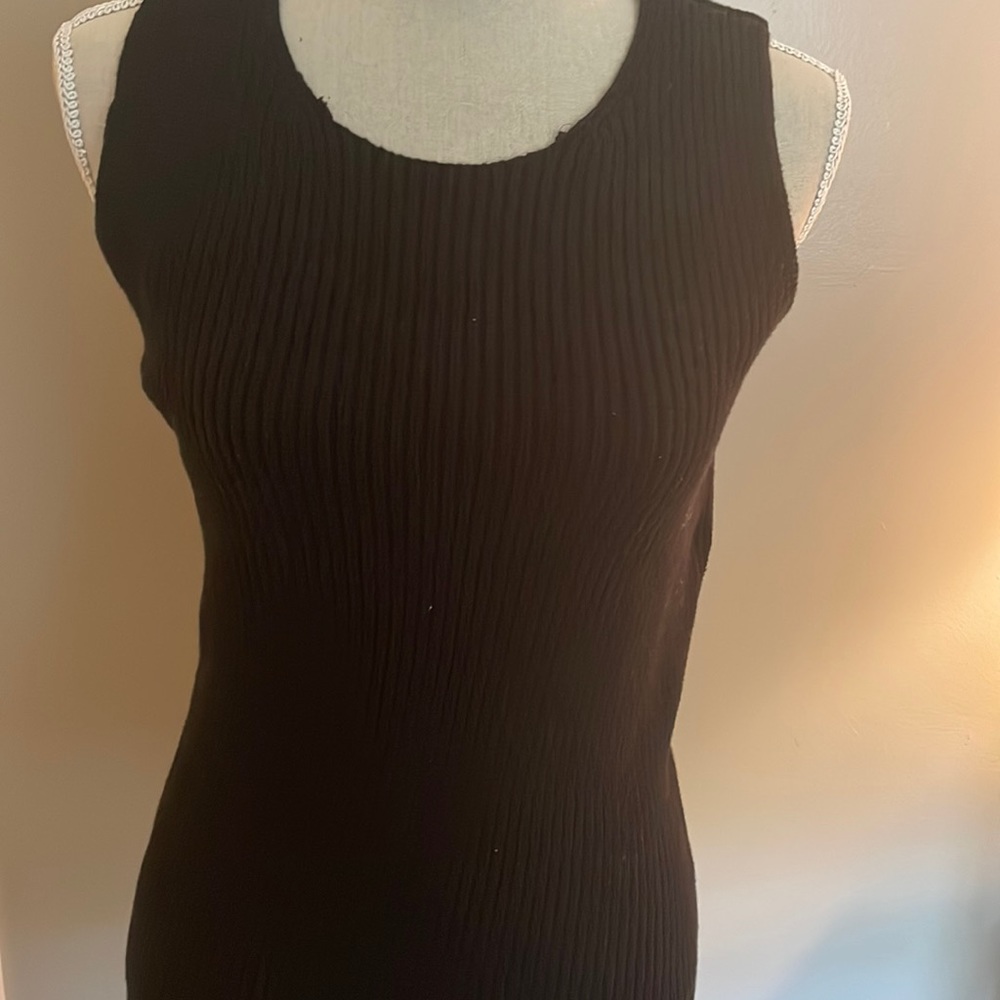 Black sleeveless knit tank